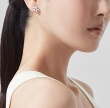 Load image into Gallery viewer, Albemarle Abstract Studs