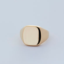Load image into Gallery viewer, Bespoke Signet Rings Balance